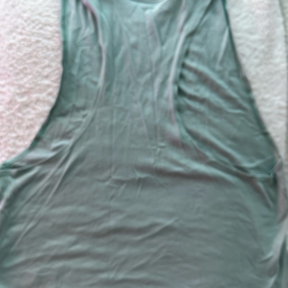 Woman’s Project Rock UA sleeveless tank - Picture 3 of 4